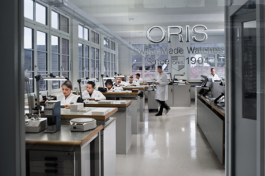 Департамент контроля качества Oris гарантирует, что каждая деталь